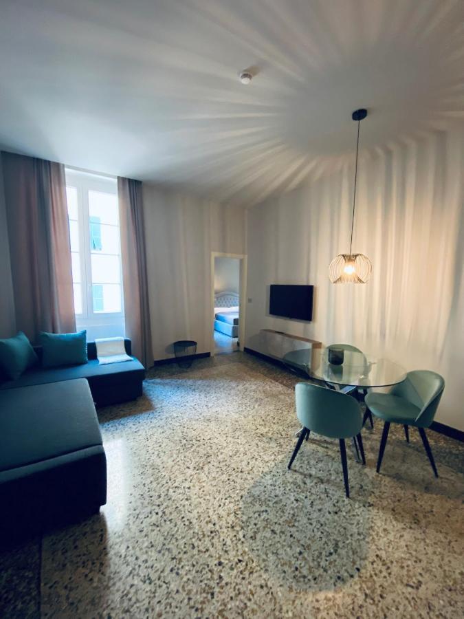 Hnn Luxury Apartments Janov Exteriér fotografie