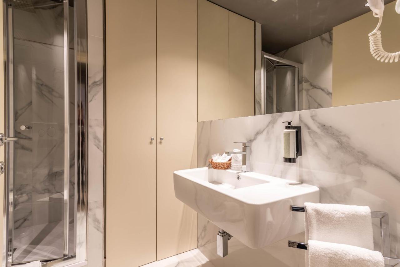 Hnn Luxury Apartments Janov Exteriér fotografie